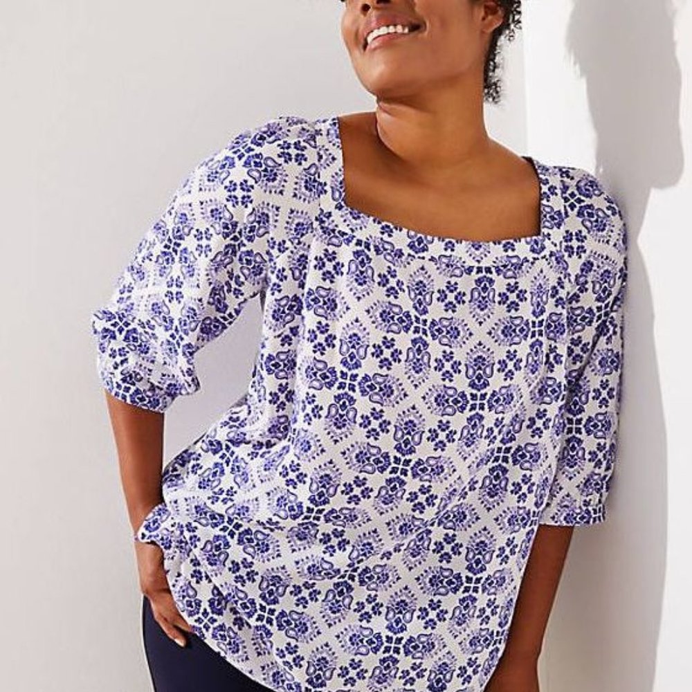 NWT Loft Purple Medallion Top Size 22